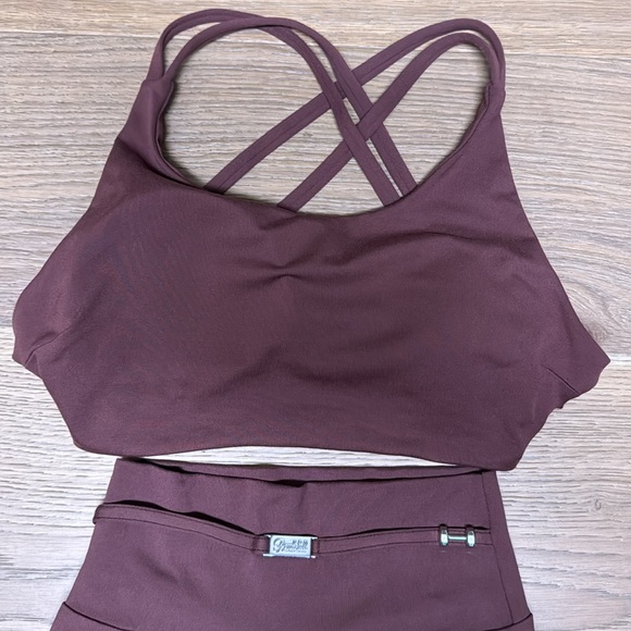 Bombshell sportswear set - Picture 2 of 5